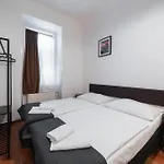 Pension 15 Homér