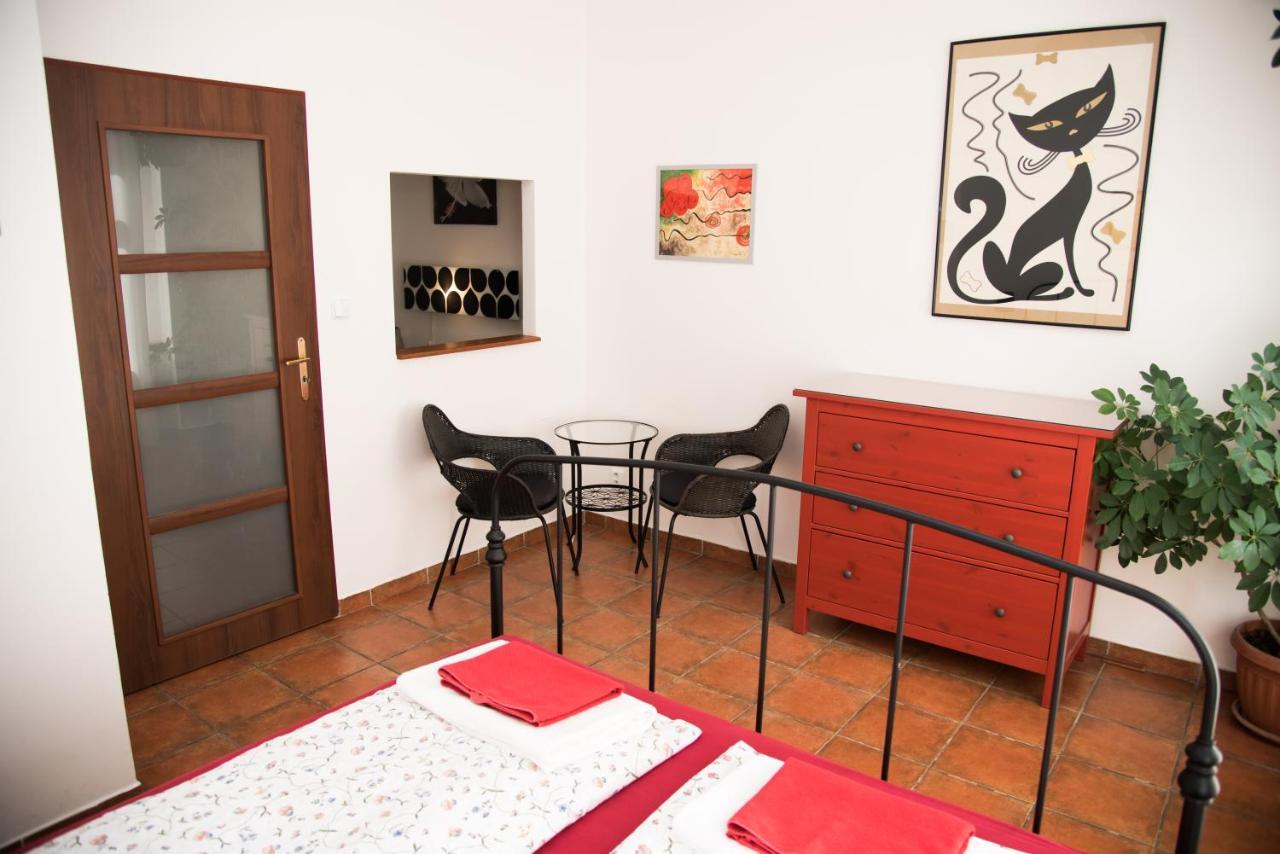 Pensión 15 Homér Praga